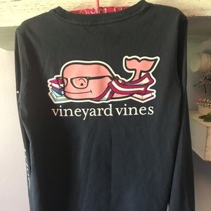 Girls vineyard vines T-Shirt size medium